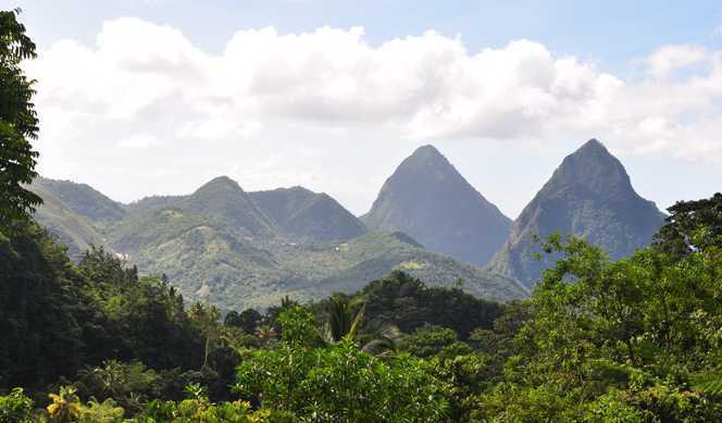 Martinique, Antigua-et-Barbuda, Saint-Barthélemy, Îles Vierges britanniques, Saint-Christophe-et-Niévès avec Ponant