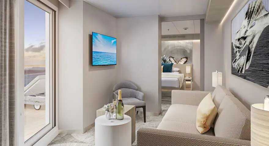 Maître d'hôtel 24h/24
Service conciergerie
Escorte personnelle à l'embarquement et au débarquement
Soirée cocktail avec les officiers du navire
Draps de lit et surmatelas de luxe
Peignoir moelleux, chaussons et produits
Vin pétillant et fruits à l'embarquement
Service en suite disponible 24 h/24
Invitations aux petits-déjeuners/déjeuners exclusifs
Invitations à des soirées cocktail exclusives
Friandises offertes chaque soir
Réservations prioritaires dans les restaurants de spécialités